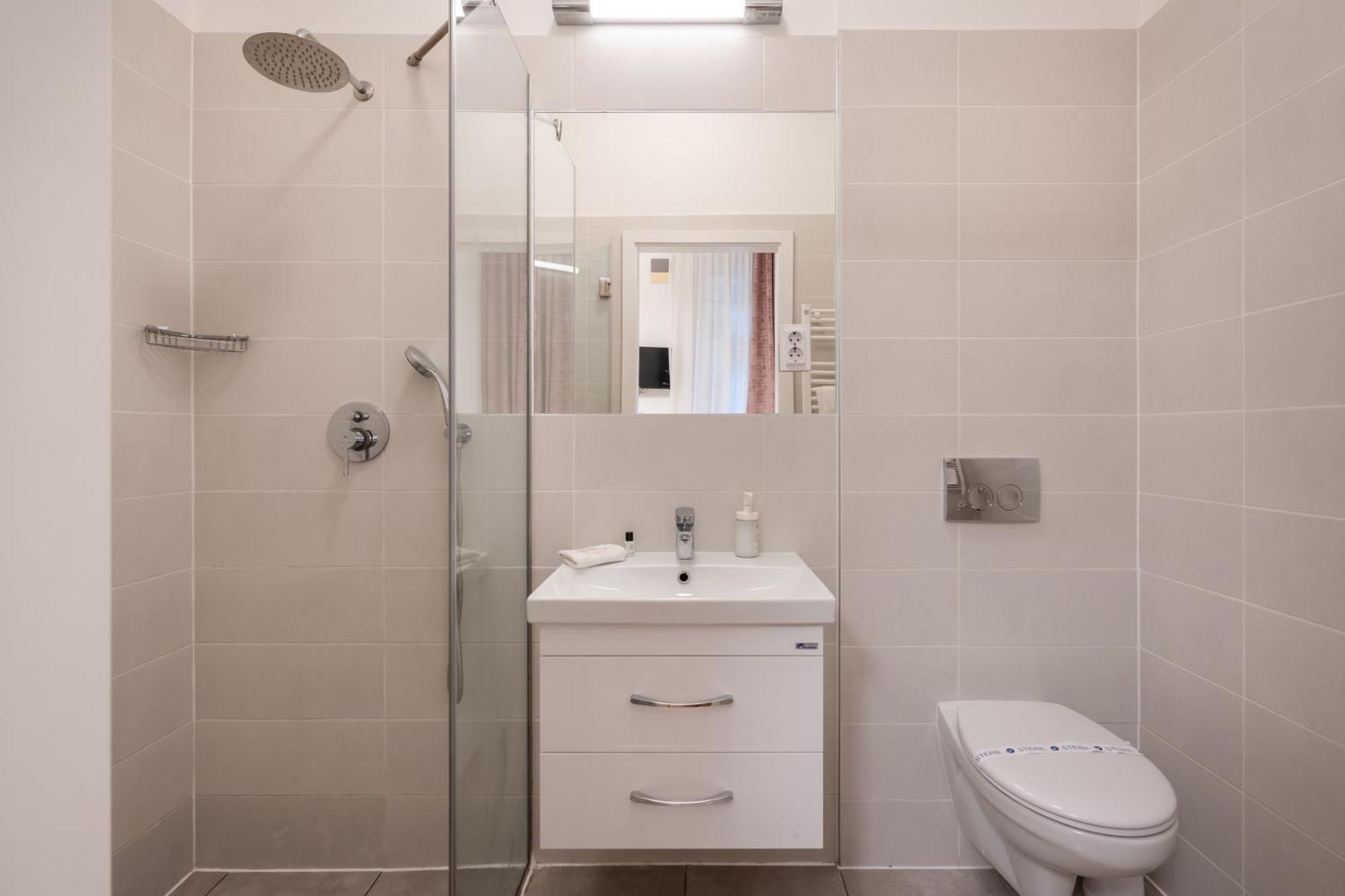 Klauzal Garden City Studio K21 Apartment