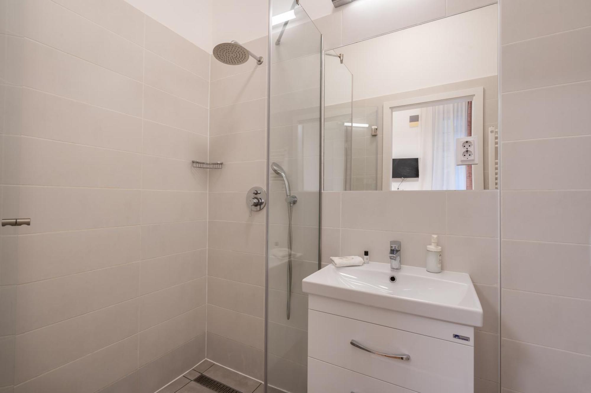 Klauzal Garden City Studio K21 Apartment *